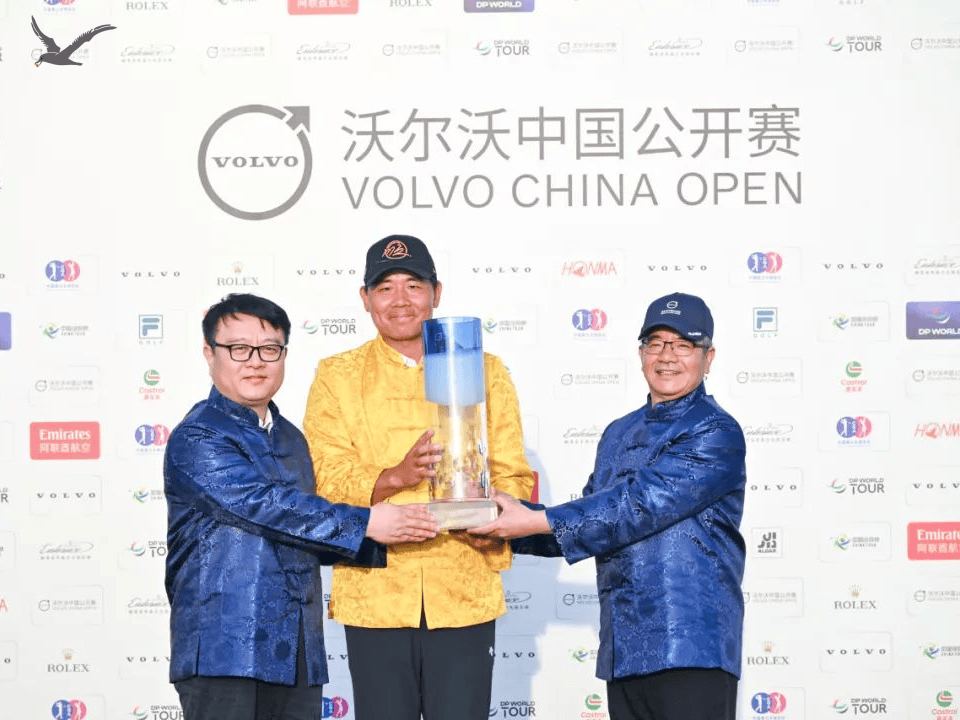 Albatross Sports поздравил У Ашуня с победой на Volvo China Open